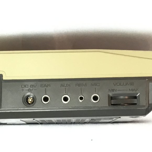 Realistic CTR-72 AC/Battery Cassette Recorder Vintage-**Watch The Video** Works! - Picture 6 of 15